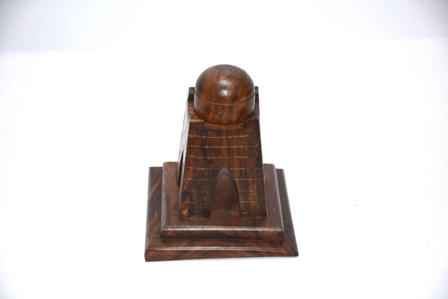 Wooden Mizar e Quaid e Azam Model