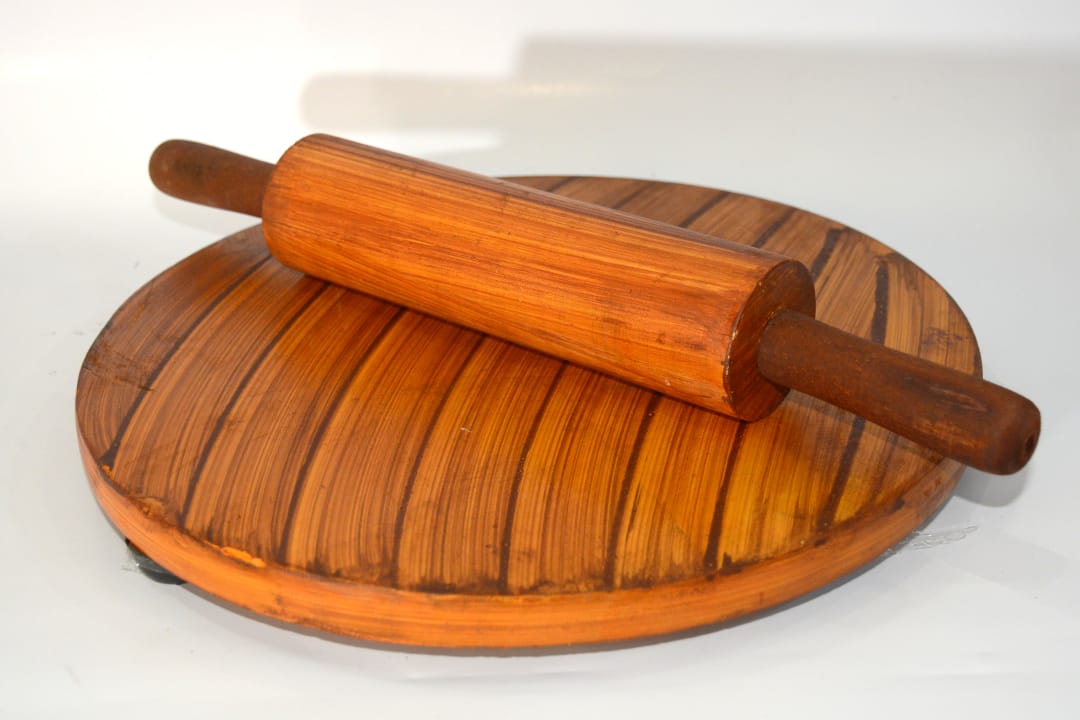 Wooden Chapati Board and Rolling